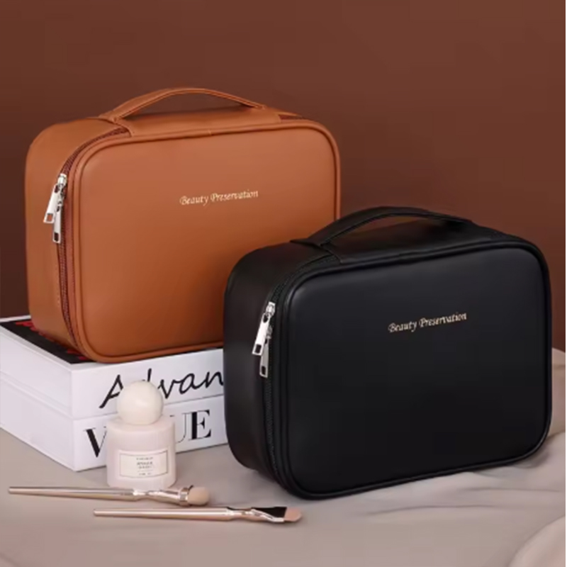 Nowa damska kosmetyczka, przen – Luxurious Bag recenzja i cena