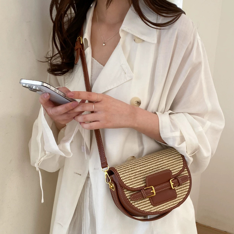 Mini torebki typu saddle bag w – Luxury Bags Designer recenzja i cena